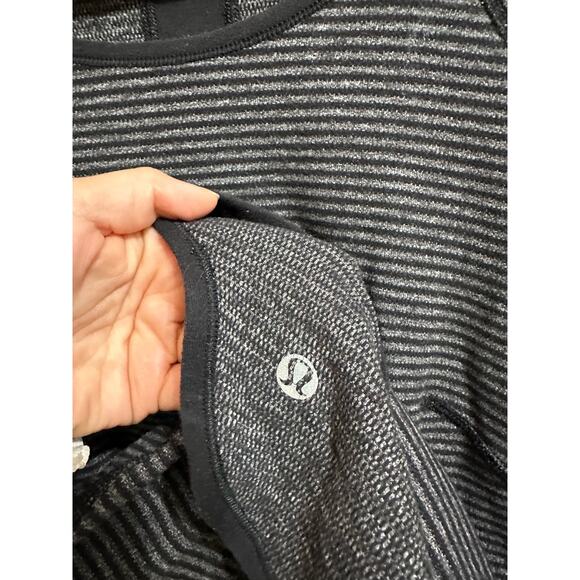 Lululemon Runder Under Long Sleeve Mini Check Pique Black Heathered size 4 - Picture 4 of 5